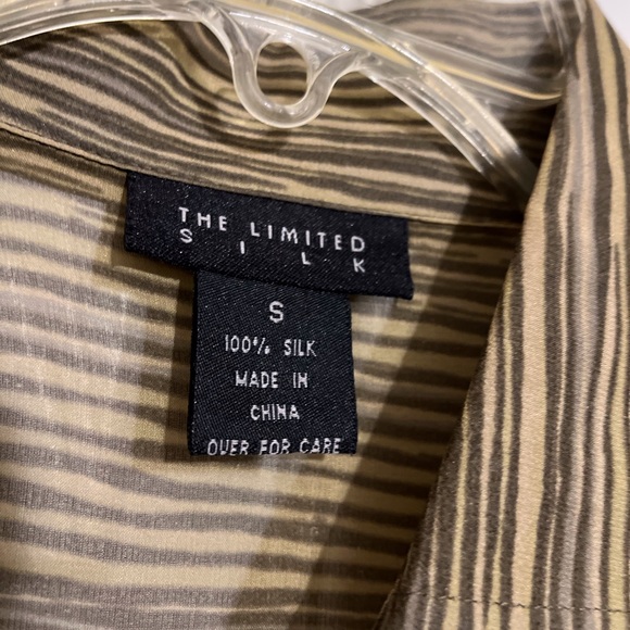 Sheer silk animal print long sleeve blouse - Picture 3 of 3